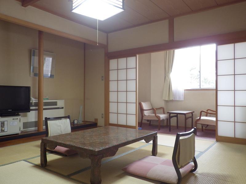 Hotel Yanagi No Yu Aomori Habitación foto